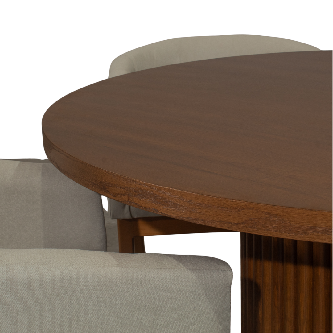 Mesa Aria con sillas