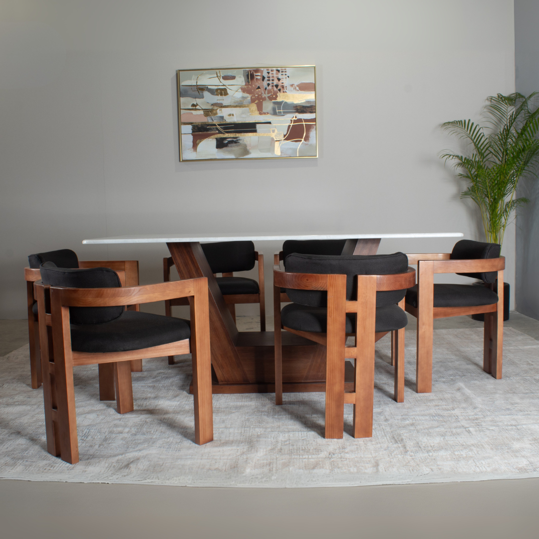 Mesa de mármol con sillas