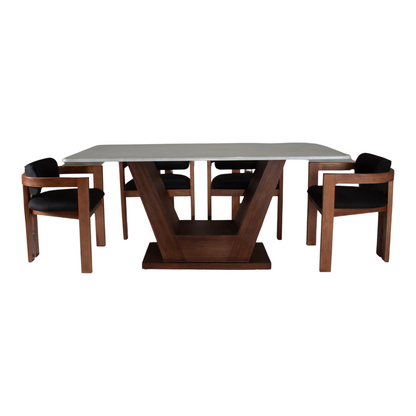 Mesa de mármol con sillas